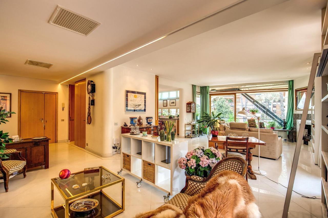 Terrazza Piccolomini: Elegant Apartment Stunning View Over Rome/St Peter'S Dome Luaran gambar