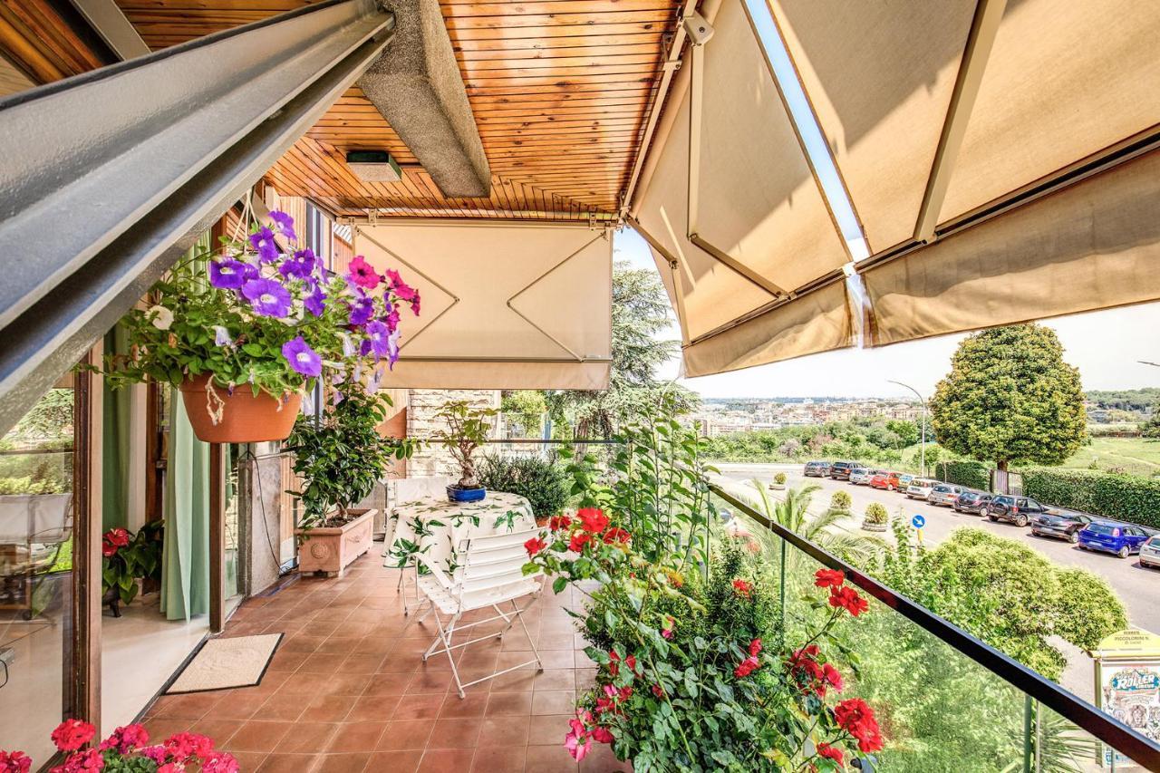 Terrazza Piccolomini: Elegant Apartment Stunning View Over Rome/St Peter'S Dome Luaran gambar